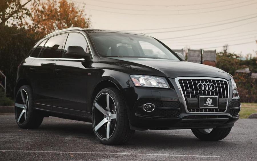 Audi Q5 3.2 Quattro S-Line by SR Auto Group on Vossen Wheels (CV3) (8R) '2012